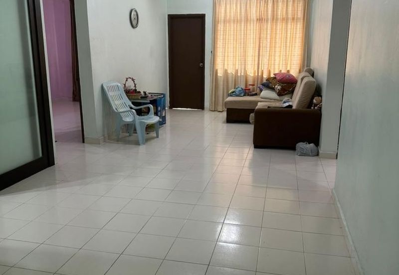 Skudai / Villa Krystal Apartment / 