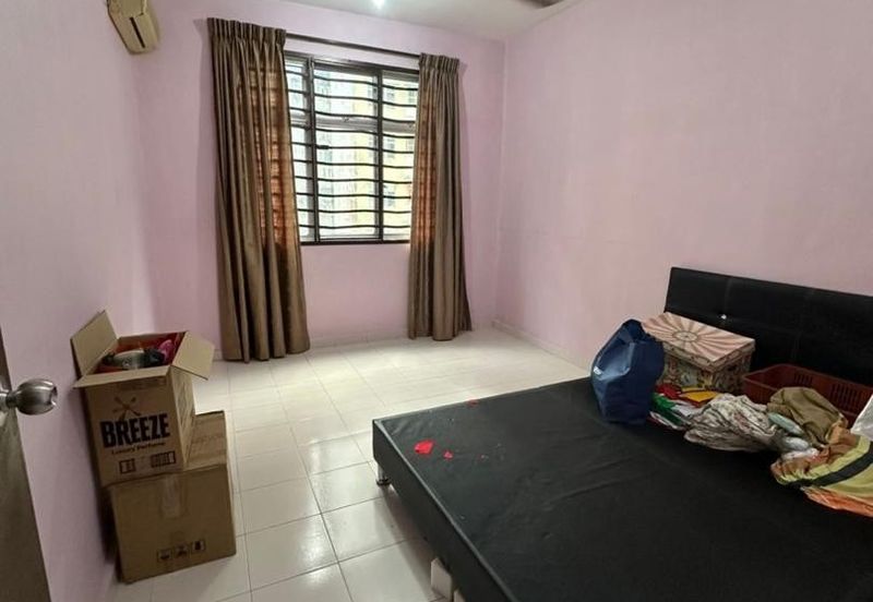 Skudai / Villa Krystal Apartment / 