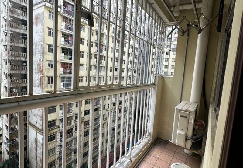 Skudai / Villa Krystal Apartment / 