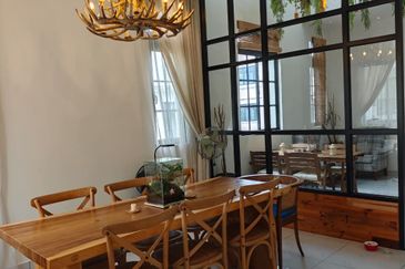 Johor Bahru Eco Botanic 2.5 Storey House, Endlot  Fully Renovated , Fully Finished 