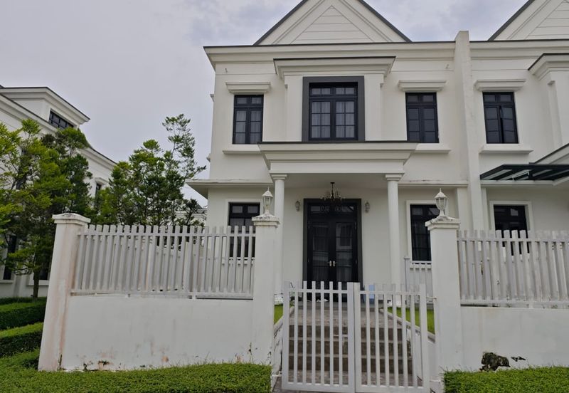 Johor Bahru Eco Botanic 2.5 Storey House, Endlot  Fully Renovated , Fully Finished 