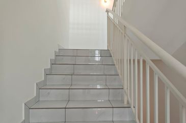 Johor Bahru Eco Botanic 2.5 Storey House, Endlot  Fully Renovated , Fully Finished 