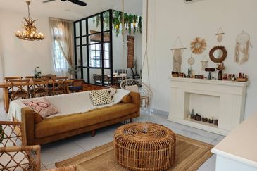 Johor Bahru Eco Botanic 2.5 Storey House, Endlot  Fully Renovated , Fully Finished 