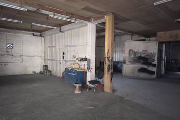 JB Tampoi Factory (behind Giant Tampoi) Light Industry 