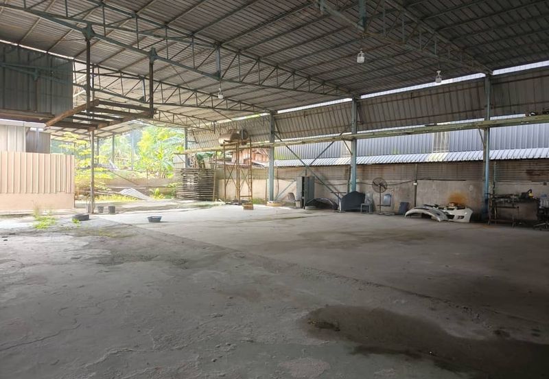 JB Tampoi Factory (behind Giant Tampoi) Light Industry 