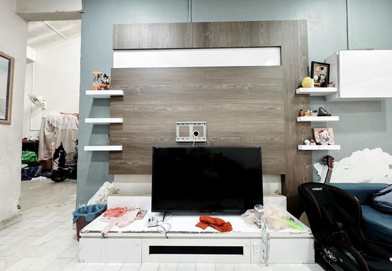 Kulai Taman Timur / Jalan Berjasa / Single Storey House