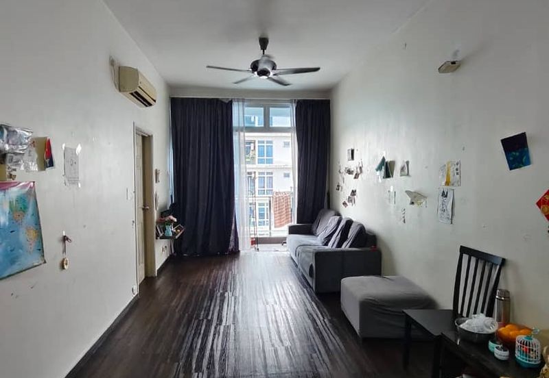 Kulai / Senai Garden Apartment