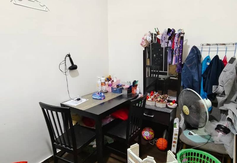 Kulai / Senai Garden Apartment