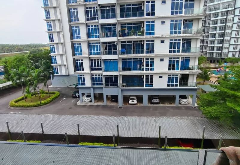 Kulai / Senai Garden Apartment