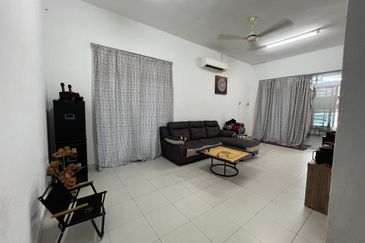 Kulai Bandar Putra / Jalan Belian / Single Storey Corner lot