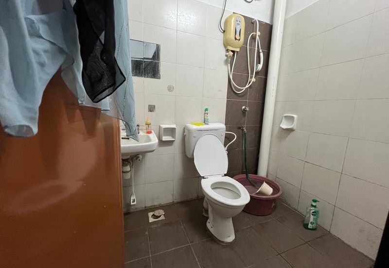 Kulai Bandar Putra / Jalan Belian / Single Storey Corner lot