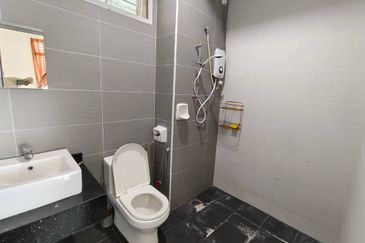 Kulai Senai Garden Apartment 