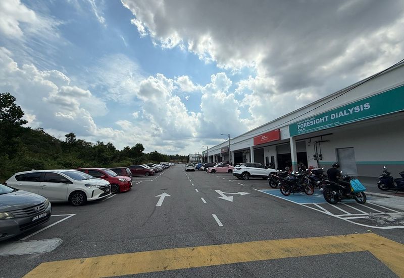 Kulai  Indahpura / Single Storey Terrace Factory 