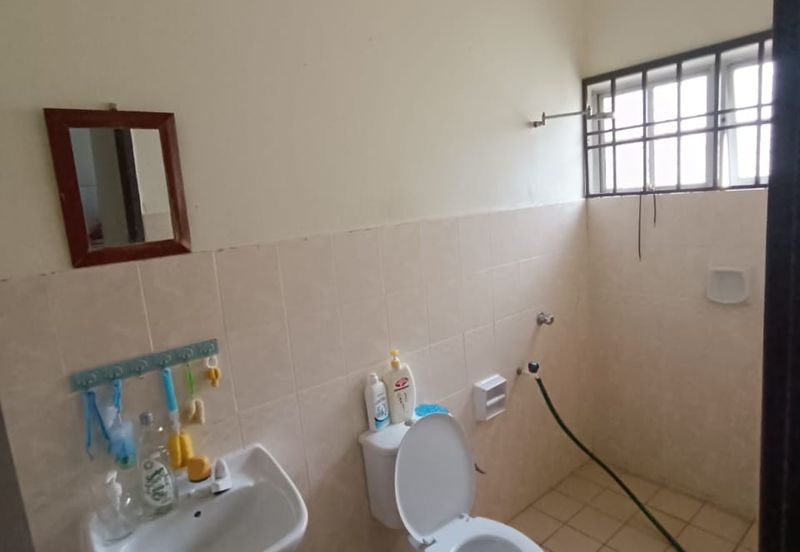 Kulai Bandar Putra  Jalan Nuri 💥Double Storey House 