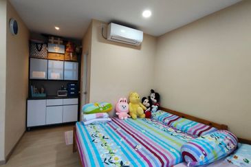 Kulai Bandar Putra / D'Putra Suites /Service Apartment Corner lot