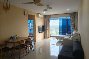 Kulai Bandar Putra / D'Putra Suites /Service Apartment Corner lot