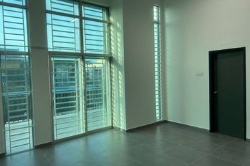 Kulai Taman Tropika / Jalan Tropika 1 / D’Art 18 Collection 冠群花园 / Double_Storey_Cluster 