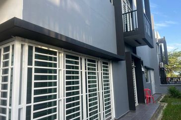 Kulai Taman Tropika / Jalan Tropika 1 / D’Art 18 Collection 冠群花园 / Double_Storey_Cluster 