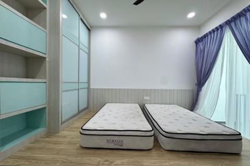 Kulai / Taman Tropika / Jalan Tropika / Double Storey Cluster House