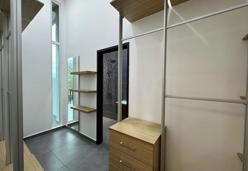 Kulai / Taman Tropika / Jalan Tropika / Double Storey Cluster House