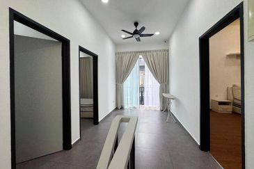 Kulai / Taman Tropika / Jalan Tropika / Double Storey Cluster House