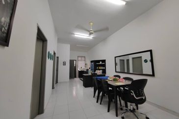 Kulai@Taman Lagenda Putra / Single Storey House 