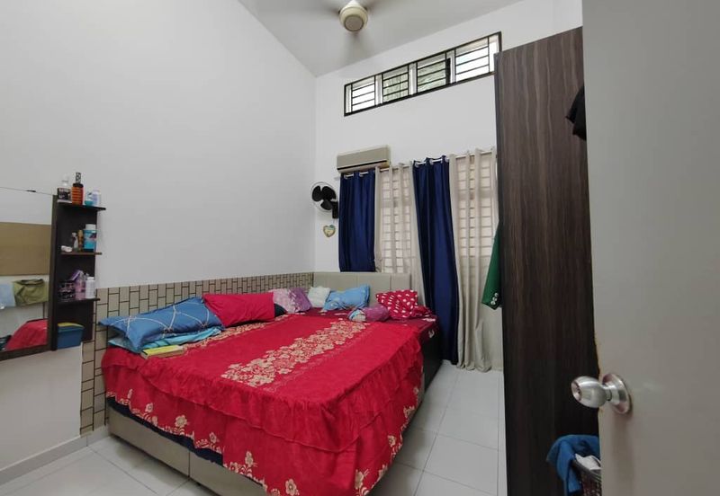 Kulai@Taman Lagenda Putra / Single Storey House 