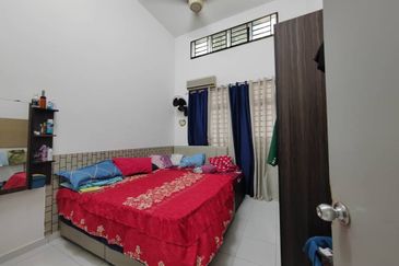 Kulai@Taman Lagenda Putra / Single Storey House 