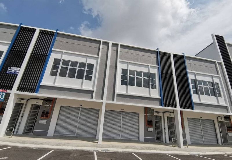 Kulai Indahpura / VervoCity Jalan Kiambang 12 / Double Storey Shoplot / Ground Floor Only