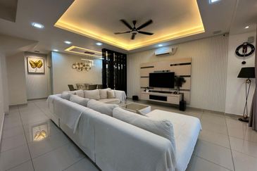 Kulai Bandar Putra Jalan Camar Double Storey House #Unblock View#Fully Renovation 