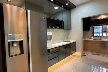 Kulai Bandar Putra Jalan Camar Double Storey House #Unblock View#Fully Renovation 