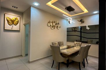 Kulai Bandar Putra Jalan Camar Double Storey House #Unblock View#Fully Renovation 