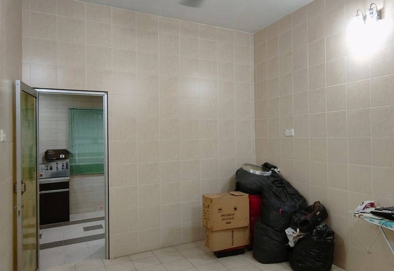 Kulai Bandar Indahpura/ Jalan Cempaka 36/xx  Double Storey Corner House  