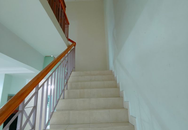 Kulai Bandar Indahpura/ Jalan Cempaka 36/xx  Double Storey Corner House  