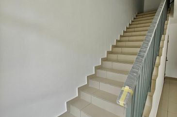 Gelang Patah / Aster Heights Tropicana / Double Storey Terrace House