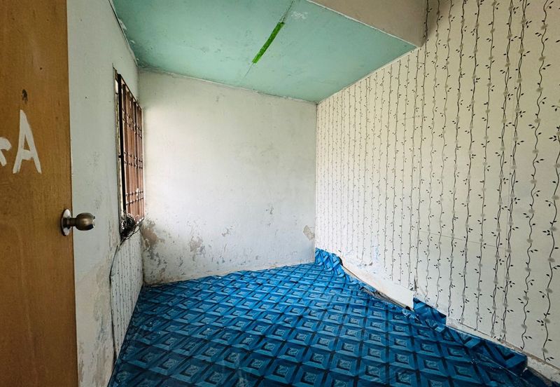 Gelang Patah / Taman Nusa Perintis / Nusa Perintis 3 / Double Storey House 