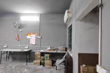 Skudai / Kangkar Pulai / Bandar Baru Kangkar Pulai / Jalan Pulai Harmoni / Lowcost Shoplot Ground floor 
