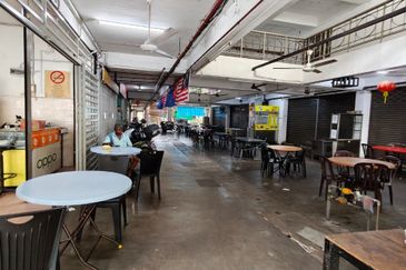 Skudai / Kangkar Pulai / Bandar Baru Kangkar Pulai / Jalan Pulai Harmoni / Lowcost Shoplot Ground floor 