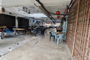 Skudai / Kangkar Pulai / Bandar Baru Kangkar Pulai / Jalan Pulai Harmoni / Lowcost Shoplot Ground floor 