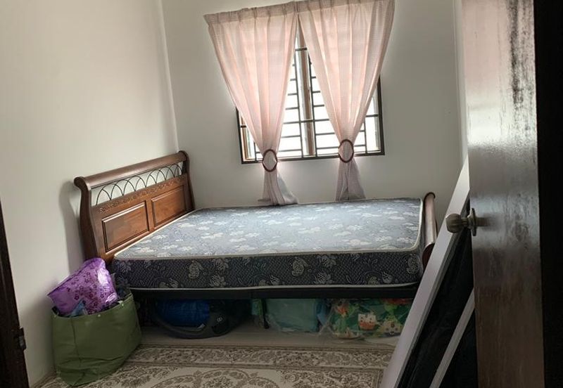 Pasir Gudang / Taman Scientex / Jalan Tempua 1 / Double Storey Terrace House Unblock view / Original good condition 