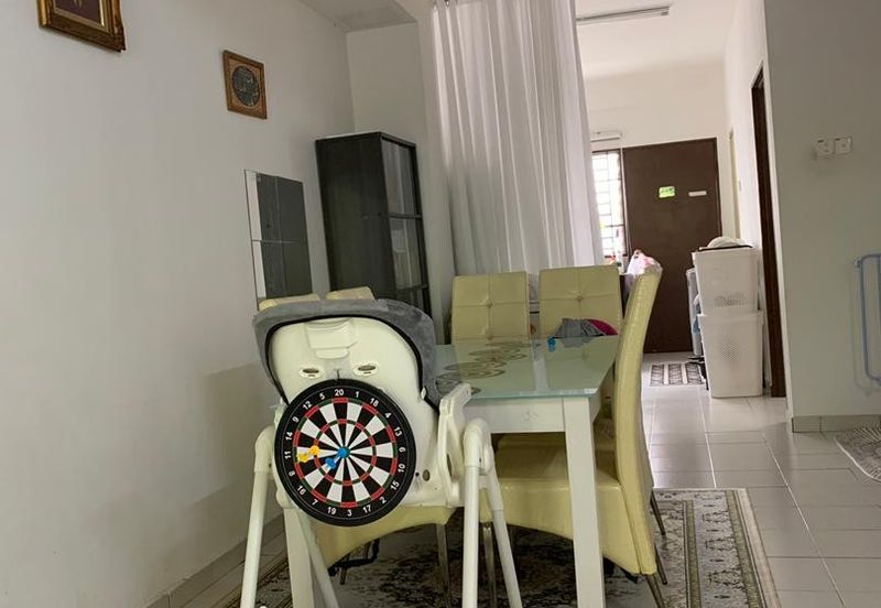 Pasir Gudang / Taman Scientex / Jalan Tempua 1 / Double Storey Terrace House Unblock view / Original good condition 