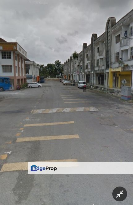 Kulai /Taman Putri Kulai / Jalan Sri Putri 5/7 - Three Storey ShopLot , Johor, Kulai