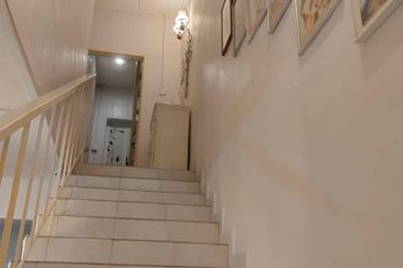 Kulai / Senai / Saleng /Taman Muhibbah / Jalan Jambu / 2.5 storey terrace house