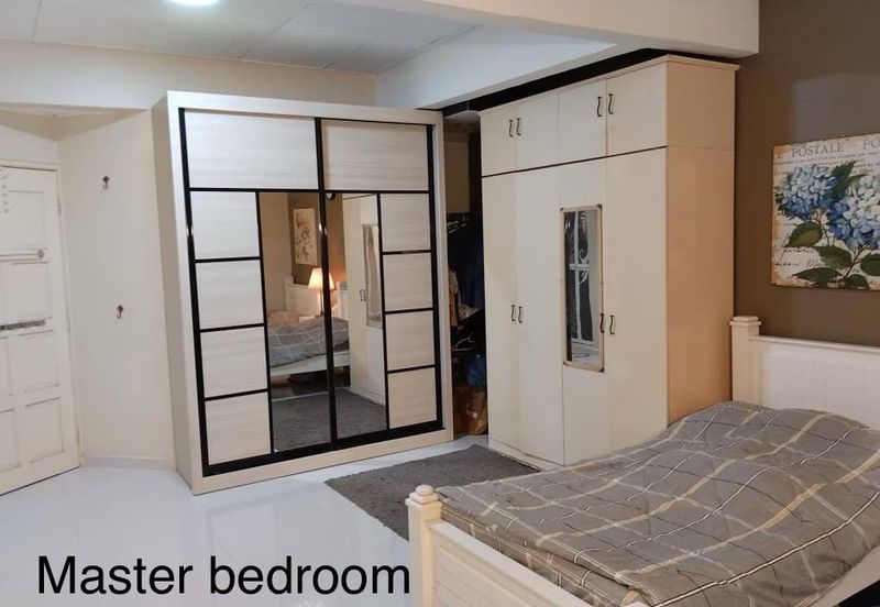 Kulai / Senai / Saleng /Taman Muhibbah / Jalan Jambu / 2.5 storey terrace house