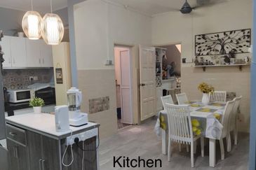 Kulai / Senai / Saleng /Taman Muhibbah / Jalan Jambu / 2.5 storey terrace house