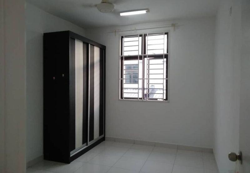Skudai / Taman Pulai Hijauan / Jalan Penaga  / Double Storey House 
