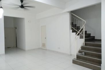 Skudai / Taman Pulai Hijauan / Jalan Penaga  / Double Storey House 