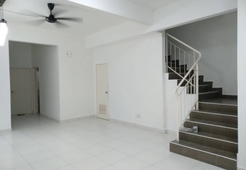 Skudai / Taman Pulai Hijauan / Jalan Penaga  / Double Storey House 