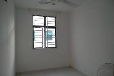 Skudai / Taman Pulai Hijauan / Jalan Penaga  / Double Storey House 