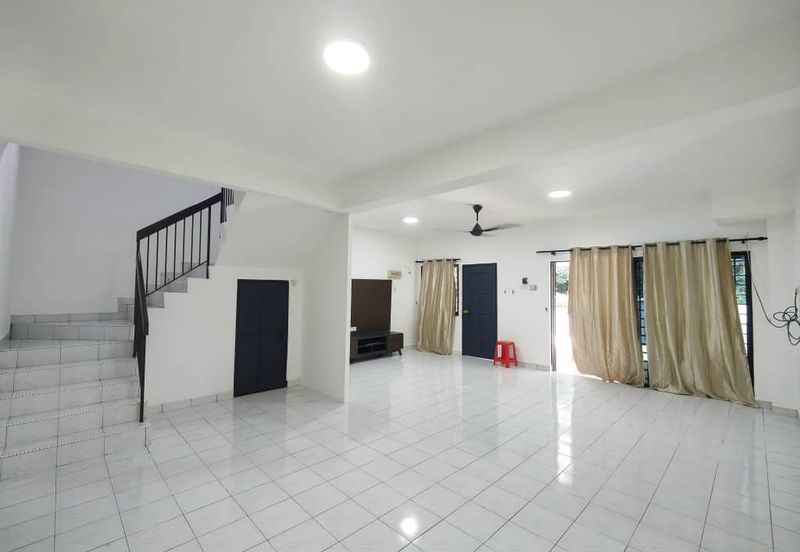 Skudai Selesa Jaya @ Jalan Silat Gayung / Double Storey House Unblock View